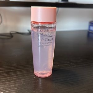 Estee Lauder soft clean